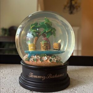 Tommy Bahama Island Vibes Snow Sand Globe